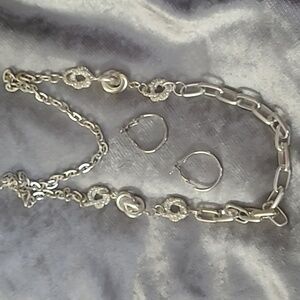NWOT Set Necklace and Earrings